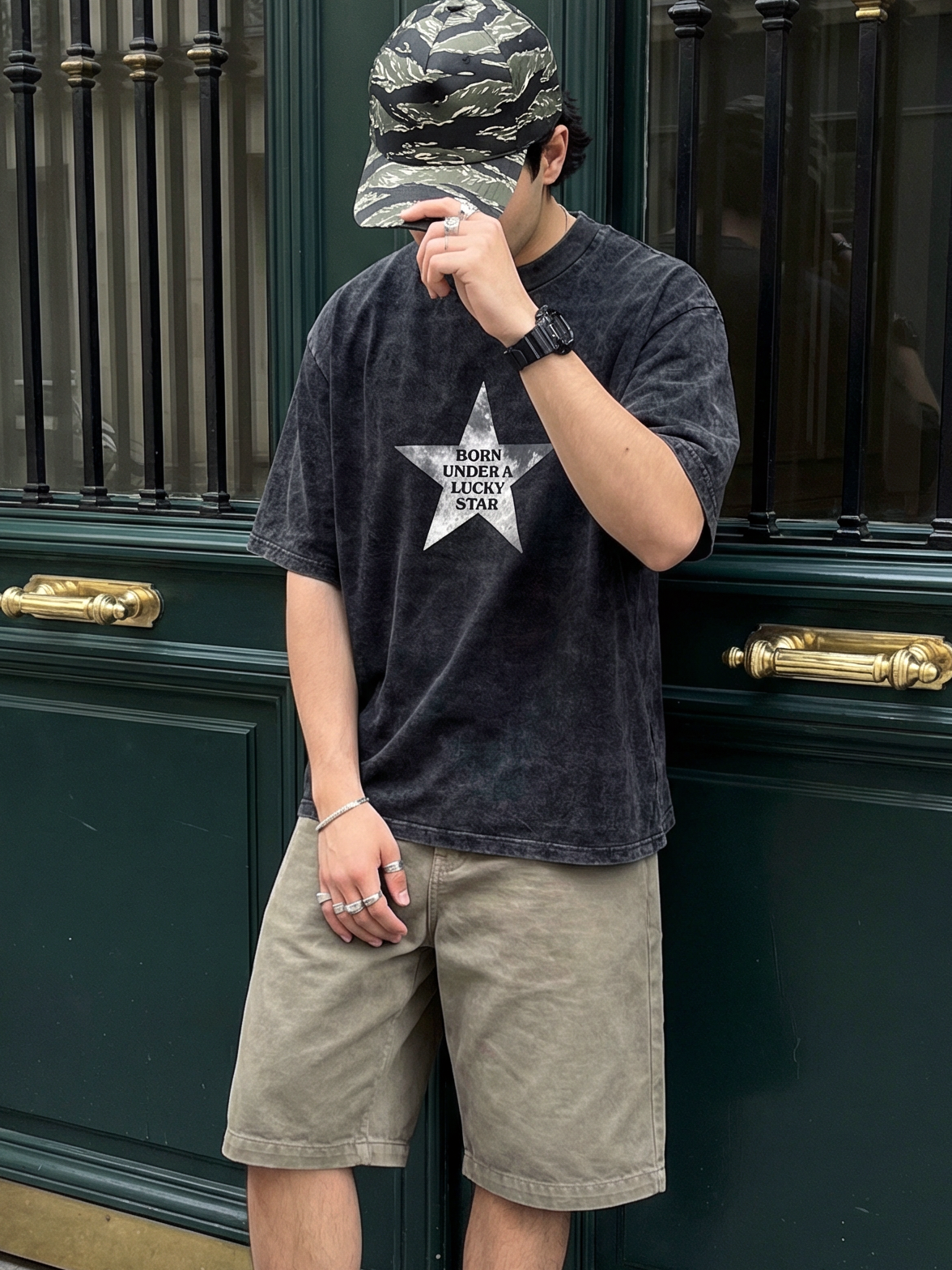 LUCKY STAR WASHED OVERSIZED TEE