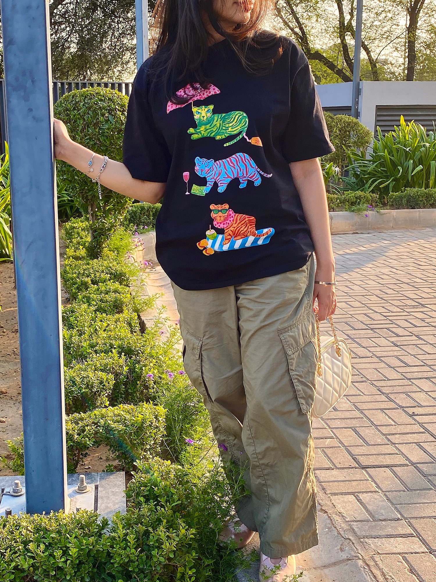 COOL CATS COTTON TEE